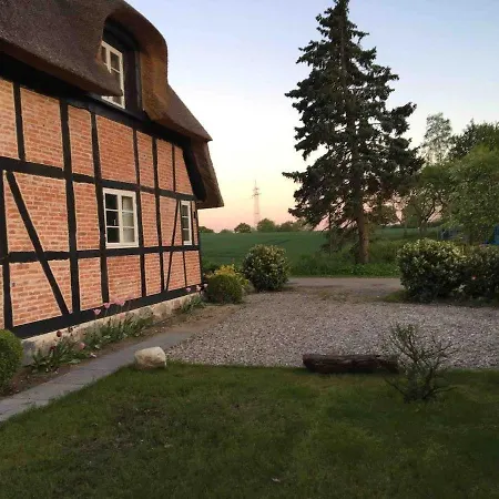 Haus Ruhe Unter Reet Schmiedendorf